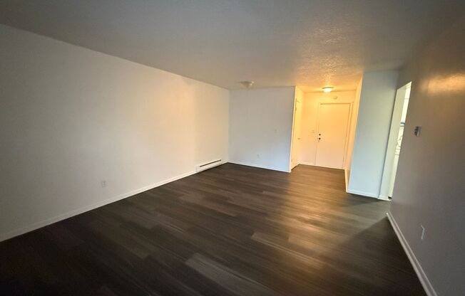 1 bed, 1 bath, 650 sqft, $700, Unit Apt #104