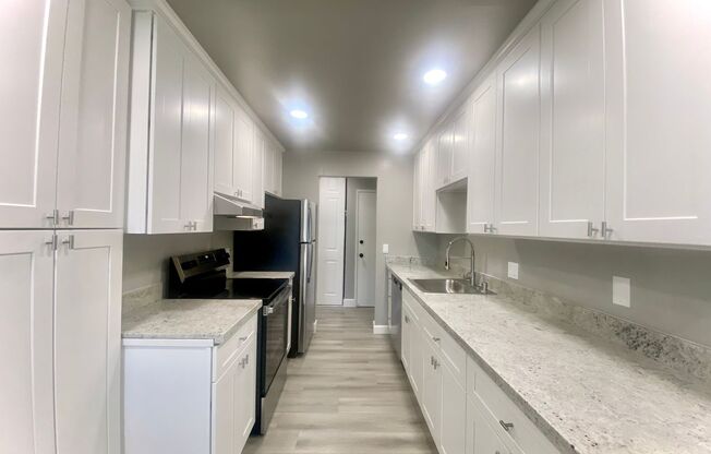 Fully Remodeled 1-bedroom Condo in Fremont! - Centerville Neighborhood