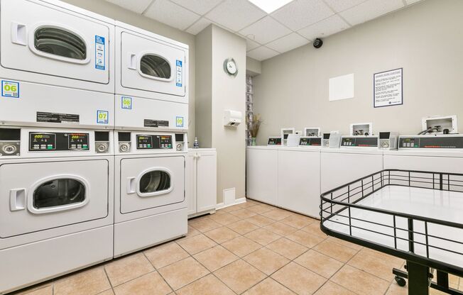 Studio, 1 bath, 278 sqft, $1,395, Unit 401