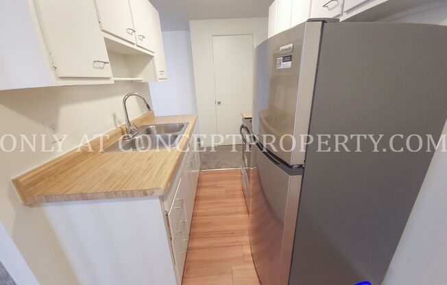 2 beds, 1 bath, 700 sqft, $1,349, Unit 21