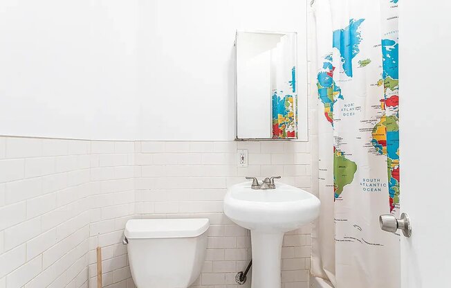 3 beds, 1 bath, $4,495, Unit 8