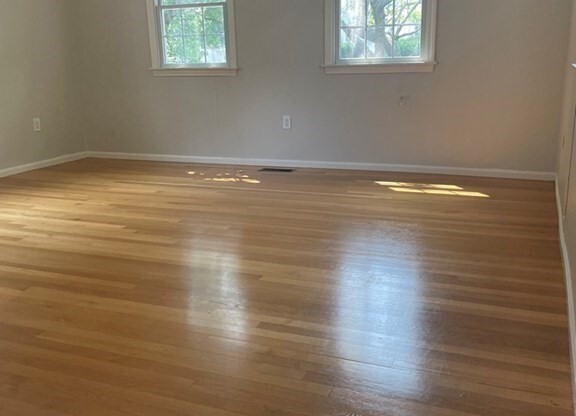 30 LOTHROP ST