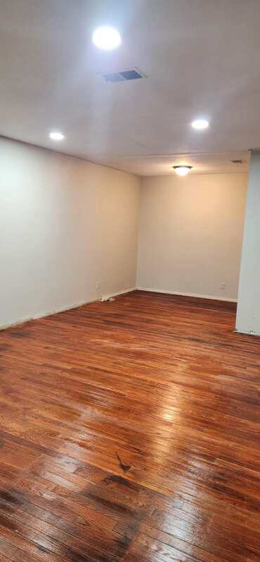 5211 GENERAL LN