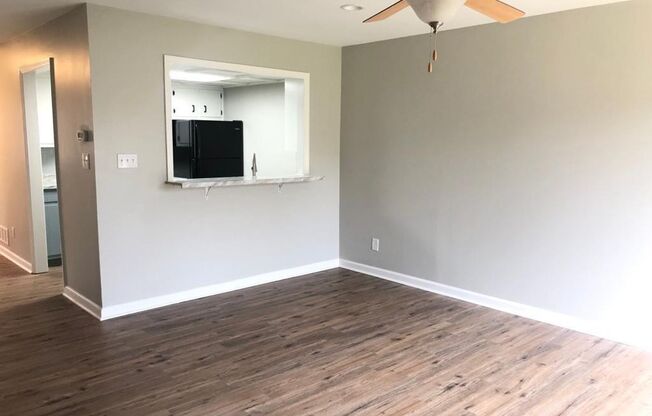Great Oakwood location - 2 bedroom