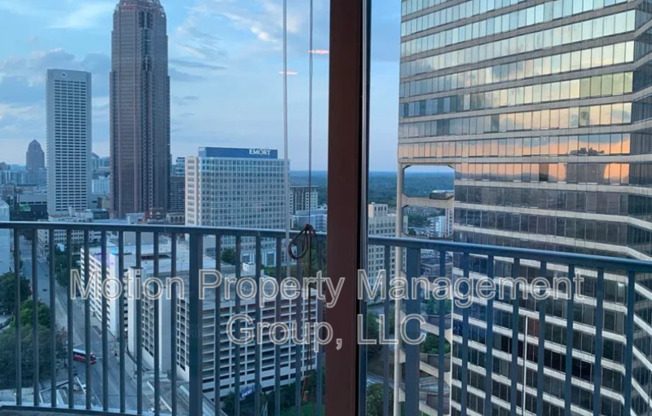 400 W Peachtree St NW