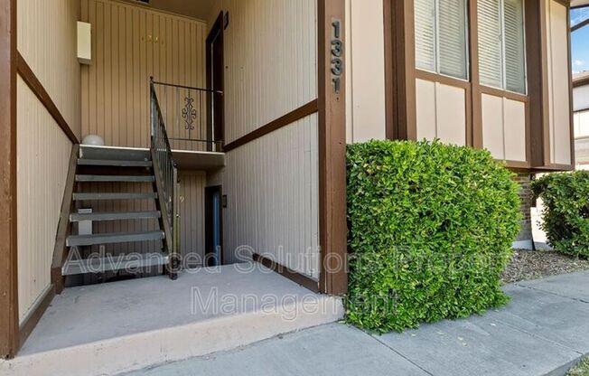 1329 N Redwood Rd