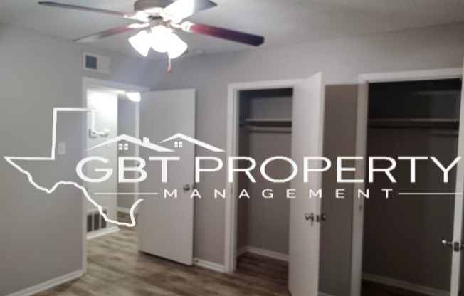 2 beds, 1 bath, 800 sqft, $1,000, Unit Apt. 35