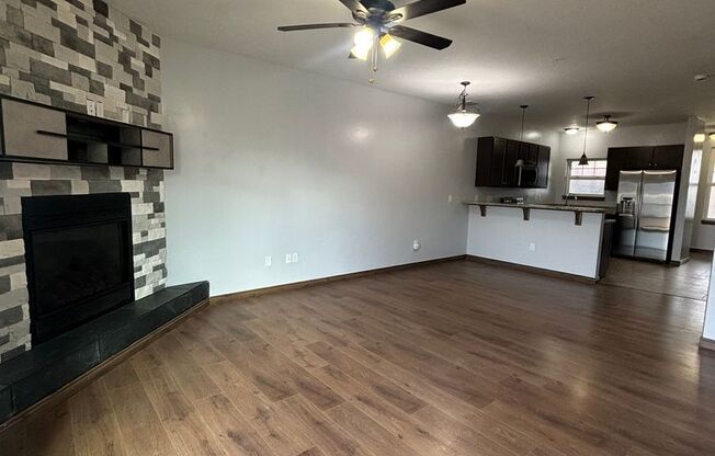 2 Bedroom 2 Bathroom Condo