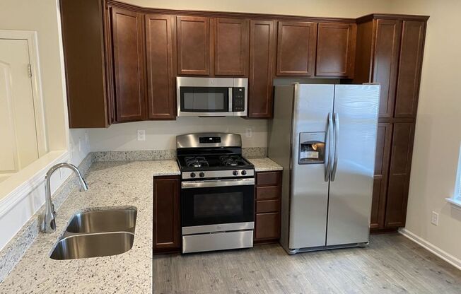 Spacious 2 Story, 3 Bed, 3 Bath Townhome near UNCC