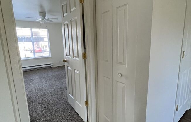 1 bed, 1 bath, 740 sqft, $1,195, Unit 1408 - 202