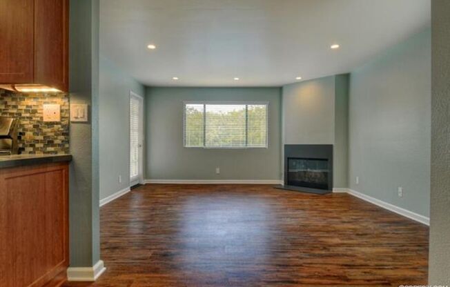 "ELEVATE YOUR LIFE STYLE: STUNNING 2-BEDROOM 2-BATH IN MISSION HILLS"