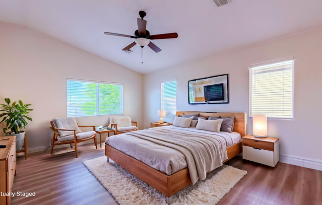 4 beds, 3 baths, $2,400
