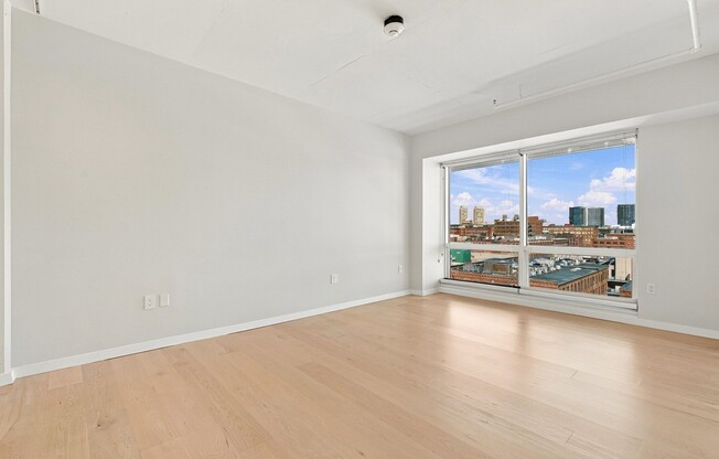 3 beds, 2 baths, 2,081 sqft, $11,000, Unit 1102