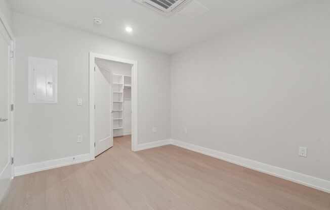 1 bed, 1 bath, 618 sqft, $1,800, Unit Unit 636