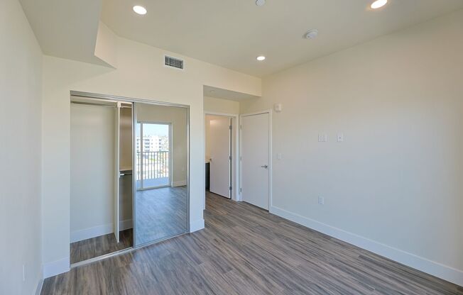 3 beds, 2 baths, 1,198 sqft, $3,600