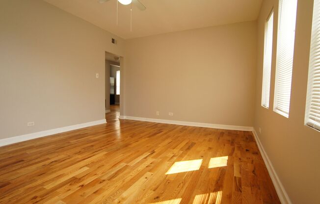 3533 Fullerton LLC