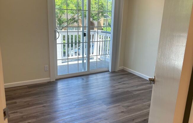 2 beds, 1 bath, 715 sqft, $3,395, Unit 315 Ramona St.