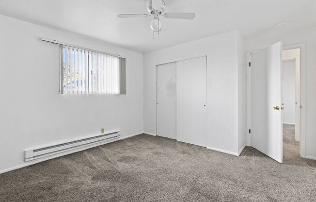 2 beds, 1 bath, 1,000 sqft, $1,150, Unit 1889 W 8