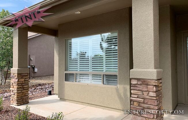 3 beds, 2 baths, $2,525