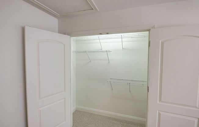 3 beds, 2 baths, 1,850 sqft, $2,275