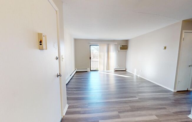 Maple Heights - 1 Bedroom Apartment