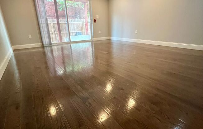 Stunning 3-Bedroom Condo in Point Breeze! Available NOW!