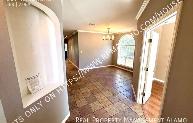 807 WINDHURST