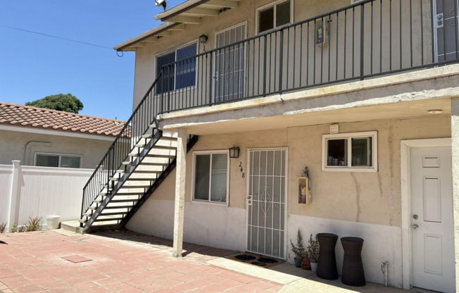 246-252 Donax Ave