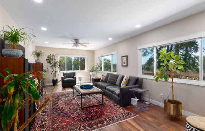 3610 MARY LN