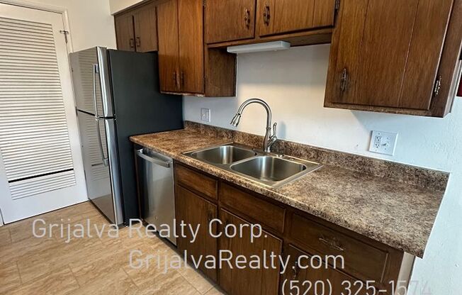 3 beds, 2.5 baths, 1,450 sqft, $1,500, Unit 2462