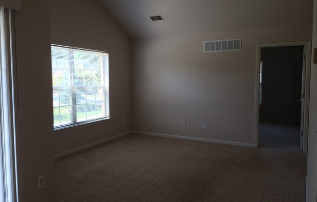 1 bed, 1 bath, 932 sqft, $1,523