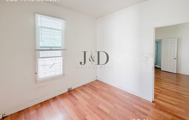 545 1/2 25 ST