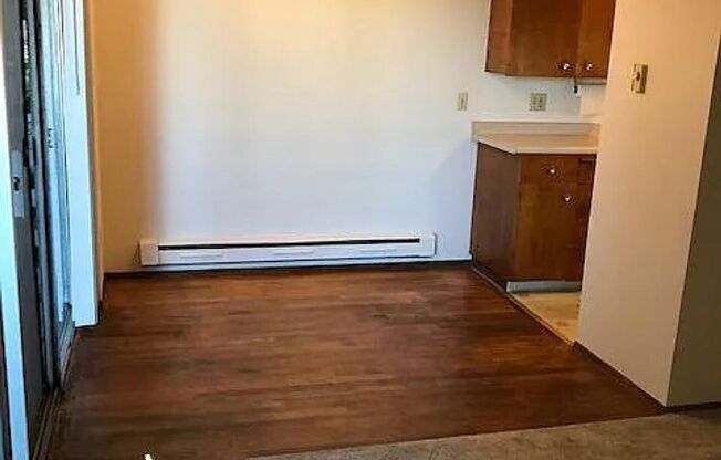 Lakeview Apartments