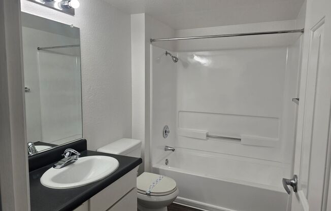 2 beds, 2 baths, 986 sqft, $2,495, Unit 332