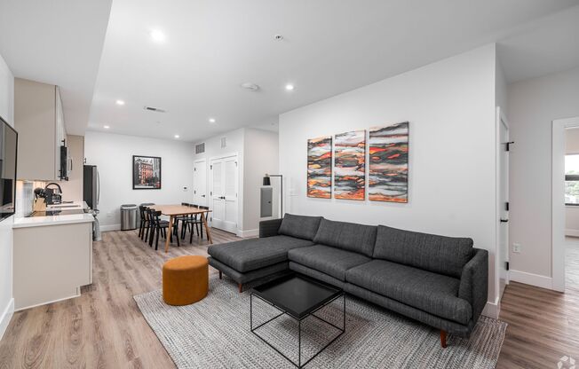 1 bed, 1 bath, 120 sqft, $1,325
