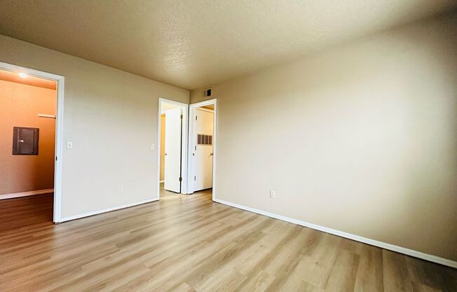 2 beds, 2 baths, $1,245, Unit # 19