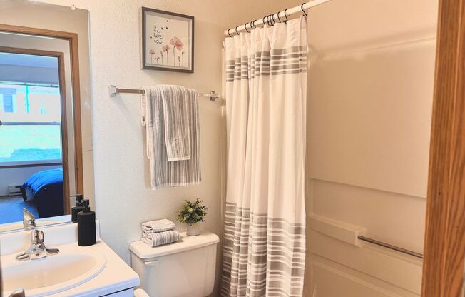 2 beds, 2 baths, 900 sqft, $1,799, Unit 7891