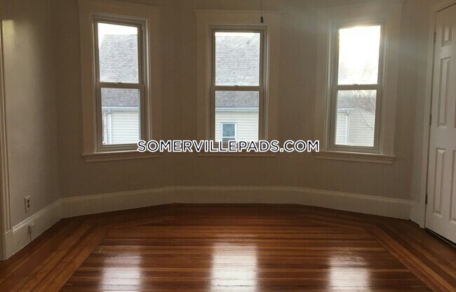 2 beds, 1 bath, 1,250 sqft, $2,900, Unit 1