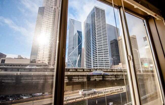 Studio, 1 bath, 233 sqft, $885, Unit 106