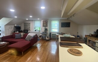 49 POND ST 