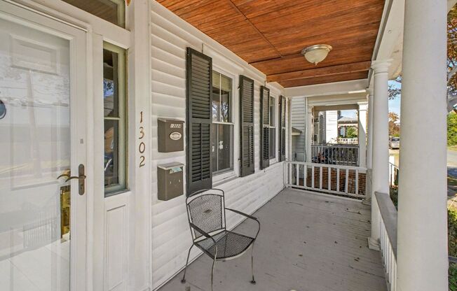 Charming 3-bedroom 2 bathrooms in Downtown Fredericksburg