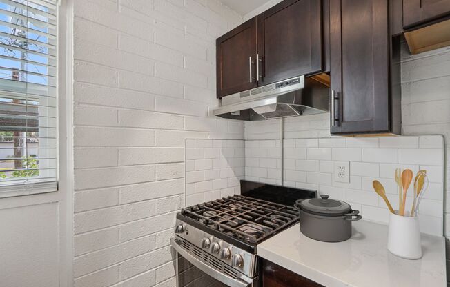 Studio, 1 bath, 441 sqft, $999, Unit 135