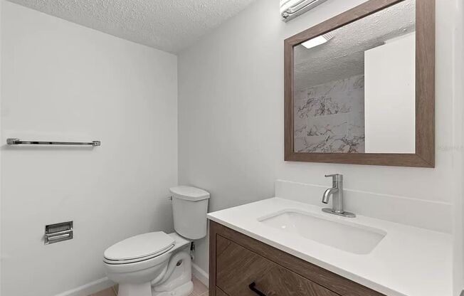 2 beds, 1 bath, $1,995, Unit APARTMENT A25