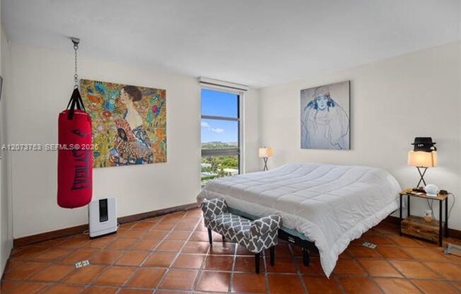 2 beds, 2 baths, $3,000, Unit # 1204