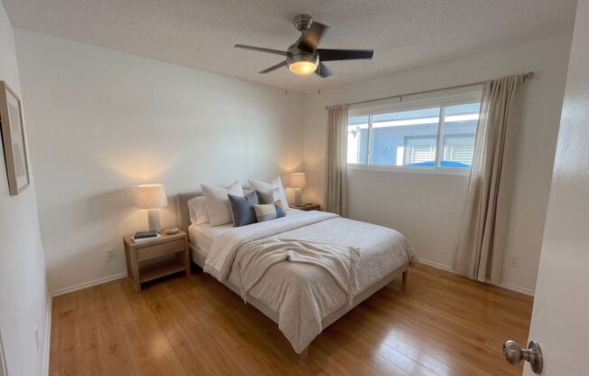 445 E Magnolia Blvd