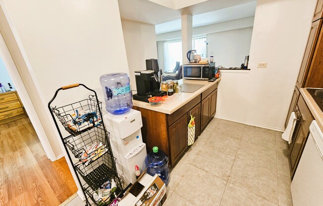 1215 S FORUMS CT