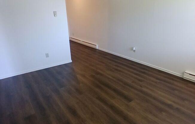 1 bed, 1 bath, 650 sqft, $810, Unit 4021NOT