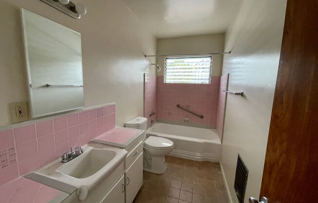 1137 E. California Ave. Glendale