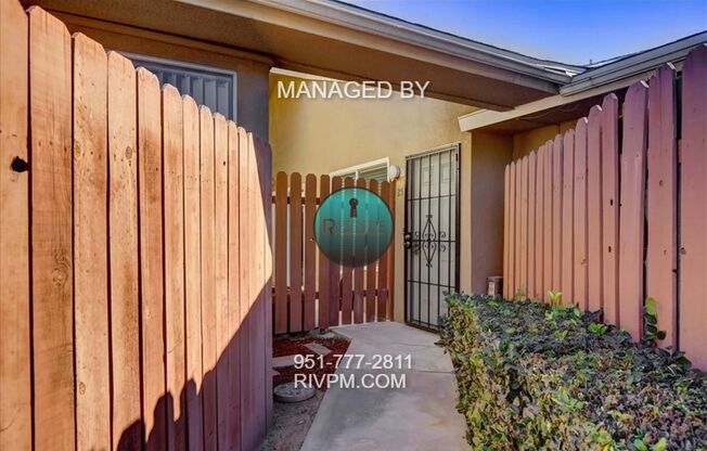 CHARMING 2-BEDROOM CONDO FOR RENT IN RIVERSIDE!! AVAILABLE NOW!! TRASH PAID FOR!!