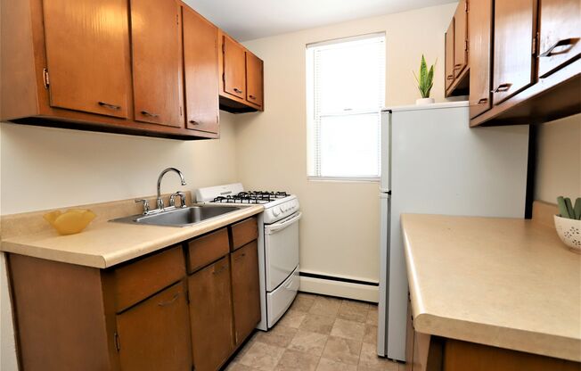 Chowen Plaza Apartments
